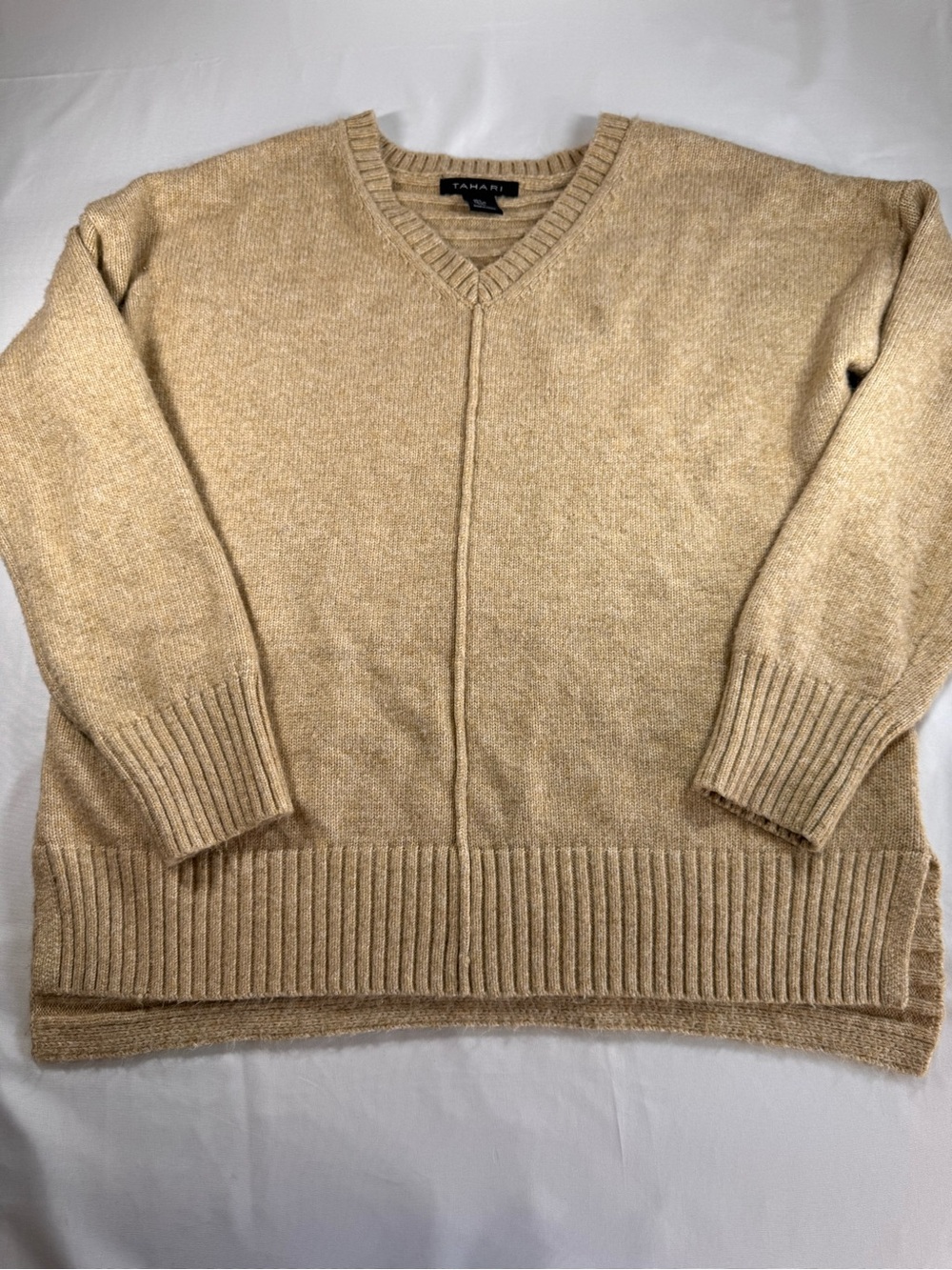 Tahari camel v neck sweater women’s large cozy knit sweater